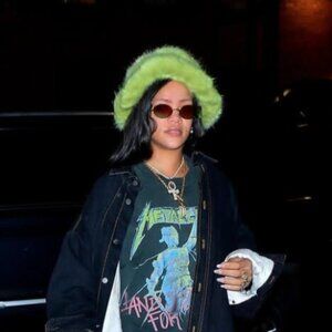 Emma Brewin Pistachio Bucket Hat